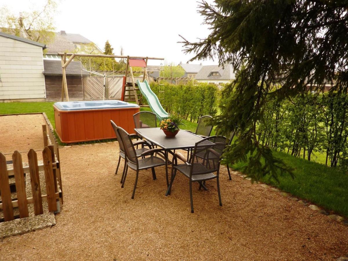 Traditional Holiday Home In B Tgenbach With Sauna Butgenbach Buitenkant foto