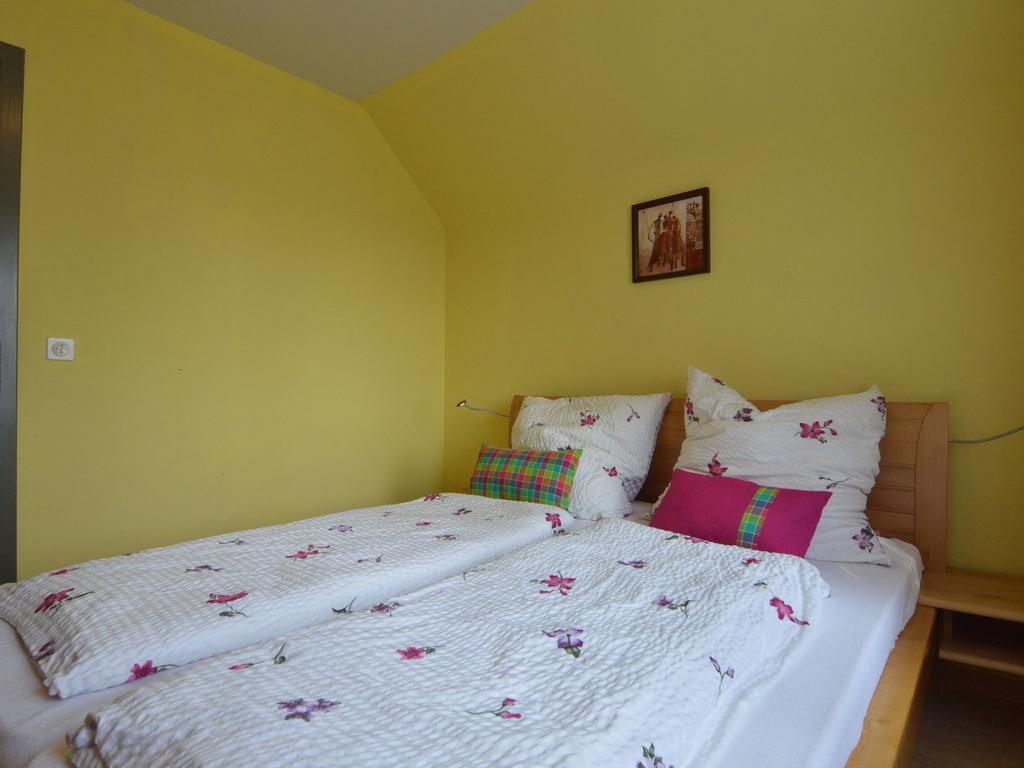 Traditional Holiday Home In B Tgenbach With Sauna Butgenbach Buitenkant foto